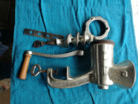 mašina za mljevenje mesa 10 i 8