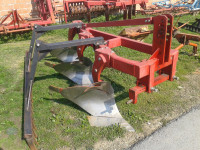 plug helti tri brazde sa grabljama