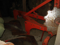 Prodajem plug IMT 757 