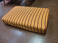 krevet za kućnog ljubimca