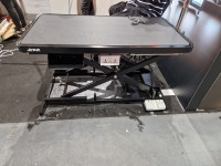 Stol za šišanje pasa