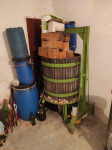 Preša za grožđe hidraulična 320 ( 350 L )