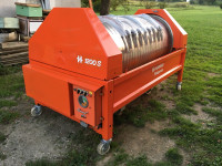 Preša za grožđe Howard