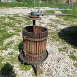 Preša za grožđe, voće, povoljno