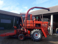 silokombajn Zmaj 351 RM