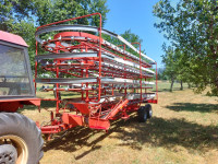 Samoutovarna prikolica za bale Kemper 125