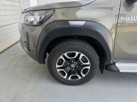 Rubovi blatobrana Invincible Style Shark V2 30mm za Toyota Hilux ...