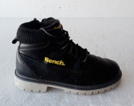 BENCH futrane crne gležnjače/ vel. 33