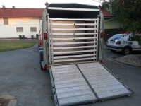 autoprikolica za prijevoz stoke