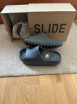 Yeezy Slide - Slate Grey / br. 43
