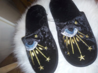 CRNE KUĆNE PAPUČE BR. 36/37  NOVO