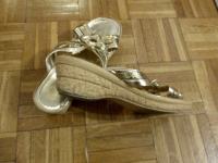 Prelijepe zlatne papuče s pluto petom AKCIJA 6€!!!