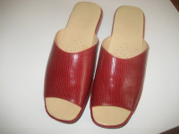 BORDO - CRVENE PAPUČE BR. 37 - NOVO