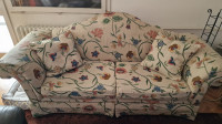Cvjetna sofa Američke proizvodnje