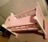 Drvena kolijevka za bebe