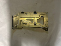 4E0035464 - NOSAČ ZA MONTAŽU POJAČALA BOSE AUDI A8 D3 4E
