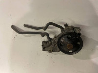 7700598459 - VODENA PUMPA RENAULT R9 R19