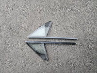 Audi q7. 4M. 2016god. Trokut stakla 4M0845113A.4M0845114A