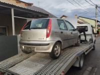 Fiat punto 2003 godina, 1,2 16 v u dijelovima prodajem