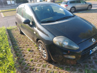 Grande punto evo  1,3 mtj, 70 kw, 2012 god , u dijelovima  prodajem