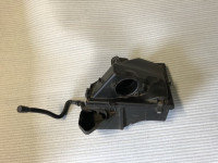 Kućište filtera zraka za seriju 1 3 x1 e84 e90 e91 N47 BMW 7797467