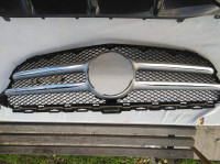 Mercedes C klasa W205 maska rešetka hladnjaka  Avantgarde AMG