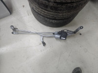 Mercedes eklasa w213. Škare brisaca. a2138207902