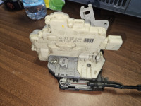 Passat 3c. 2008god. Prednja desna brava. 3c1 837 016A