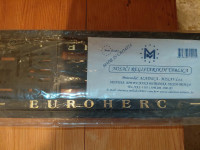 Prodajem EU Nosač Držač registarske tablice,  Za standradnu EU tablicu