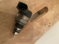 Regulator tlaka VW Audi Tdi 057 130 764AB