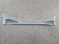 Renault clio 4. Plastika ispod brisaca. 668115228R