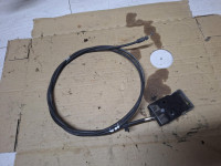 sajla i rucica za otvaranje haube hyundai accent 2003g.