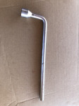 servisni ključ MERCEDES BENZ 1205810246 utičnica 17