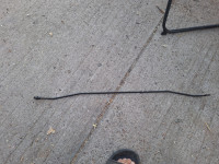 šipka haube mazda 6 2003g.