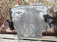 VW TRANSPORTER T5 ZAŠTITA ISPOD MOTORA