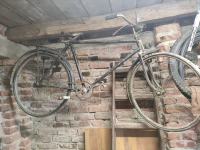bicikli Partizan iz 1970 sa papirima