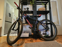 Bicikl KROSS LEA BLACK/RASPBERRY/PURPLE