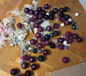 RAZNI BOŽIČNI UKASI - NOVO