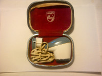 Prodajem stari brijači aparat Philips 1200M