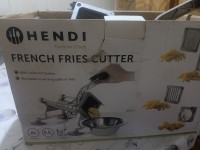 Hendi- rezalica za pomfit