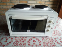 MANJA ELEKTRIČNA PEĆNICA S 2 KUHALA - PRODAJEM