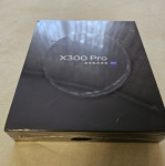 Nov neotpakiran Vivo x300 pro