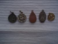 5 medaljona za lančić vjerskog karaktera