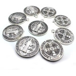 Medaljica svetoga Benedikta