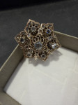ZLATNI BROŠ 14K 10,90G STARI BRUS CCA 1.9CT