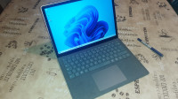 Microsoft surface laptop 3 ( Intel i5 1035G7 / 8GB ram / 256GB SSD )