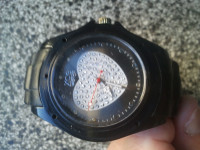 Sat ručni--SRCE--remen guma,vidi slike!