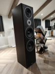 Prodajem MAGNAT Monitor Supreme 2000