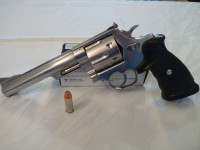 Moćni revolver "Astra" mod. "Terminator" cal. 44 Rem. Magnum, 6" cijev