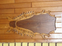 podloška za jelenske rogove